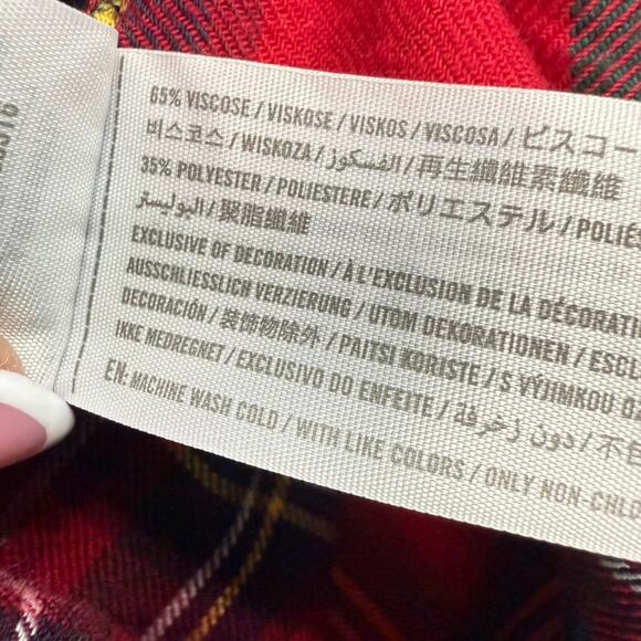 Hollister Boyfriend Fit Flannel Button Down Shirt Plaid Red Multi Women M - Picture 4 of 5